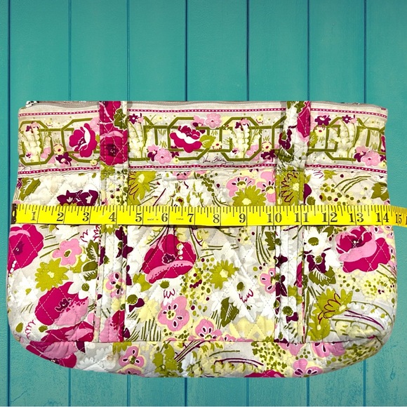 VTG. Vera Bradley Floral Bag! Beautiful Bag - See details for more info. - Picture 4 of 15